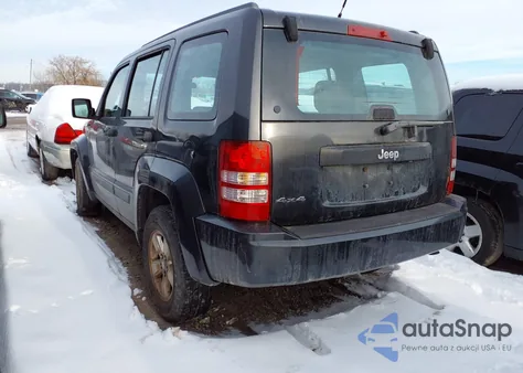 2010 Jeep Liberty Sport z USA, uszkodzony, nr VIN 1J4PN2GK4AW136983